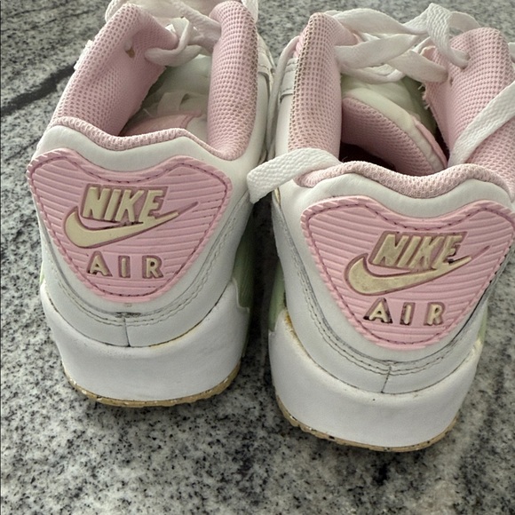 Youth/Women's - Nike Air Max 90 LTR SE Easter White/Coconut Milk DQ0276-100 6Y - Picture 6 of 7